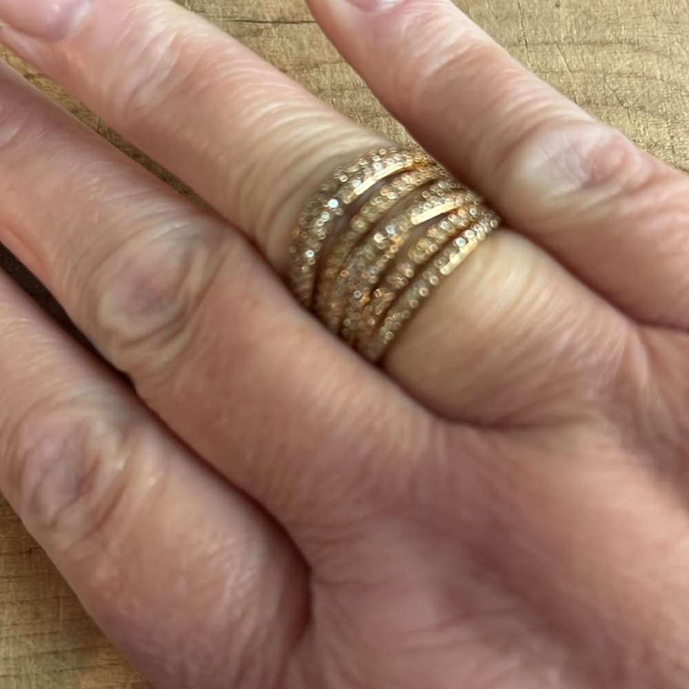 Beautiful Fashion Statement Ring - image 1